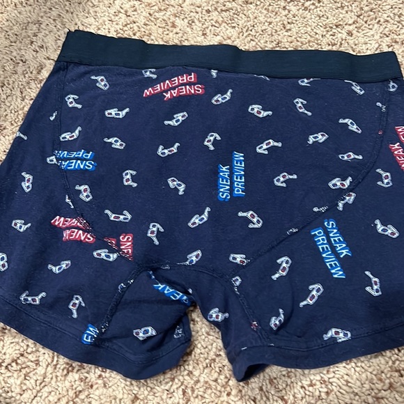 Aero boxer briefs size medium with sneak preview all over print - Picture 3 of 3